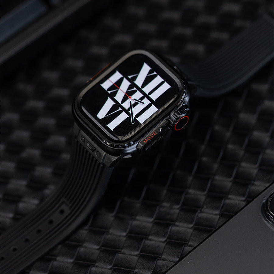 Rugged Titanium Alloy Case For Apple Watch